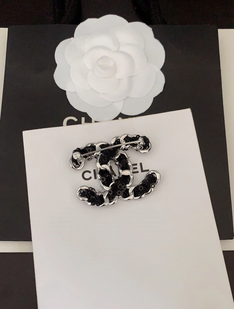 Stretchable Chanel Brooches 223136