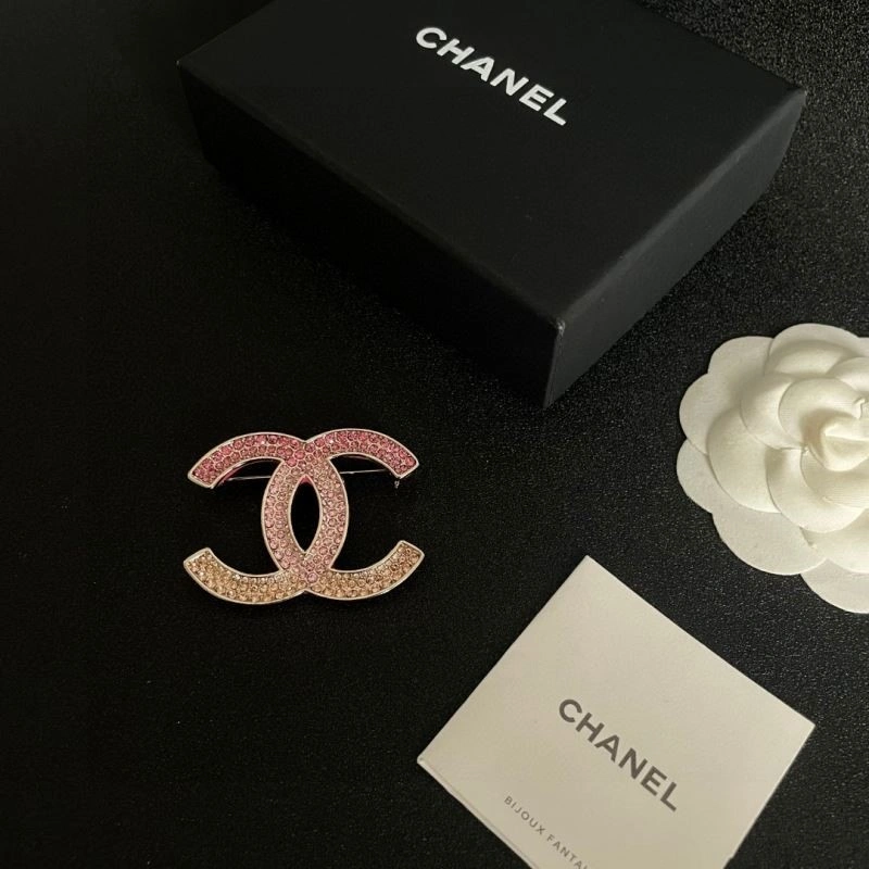 Unisex Chanel Brooches 223128