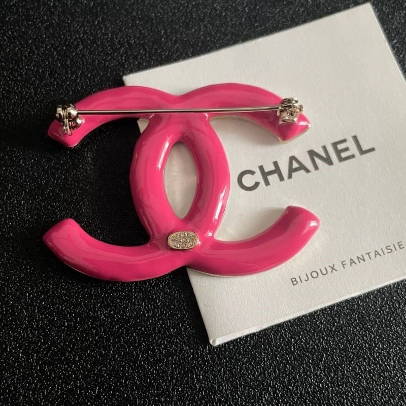 Unisex Chanel Brooches 223128