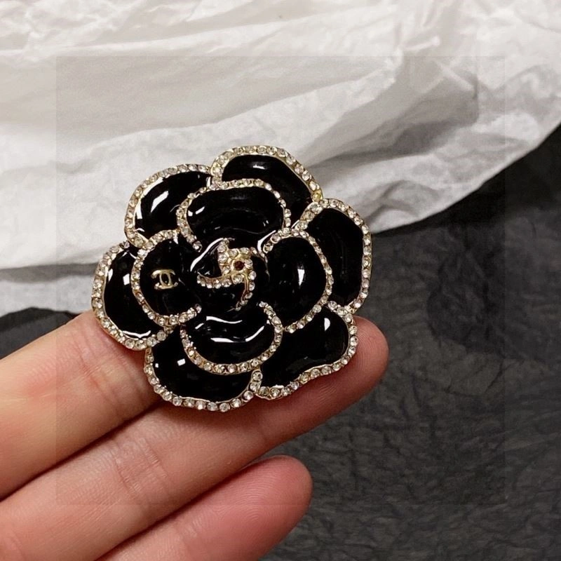 Chanel Brooches SunProtective 223137