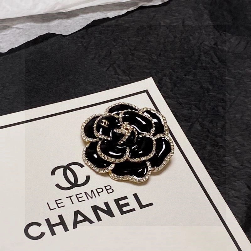 Chanel Brooches SunProtective 223137