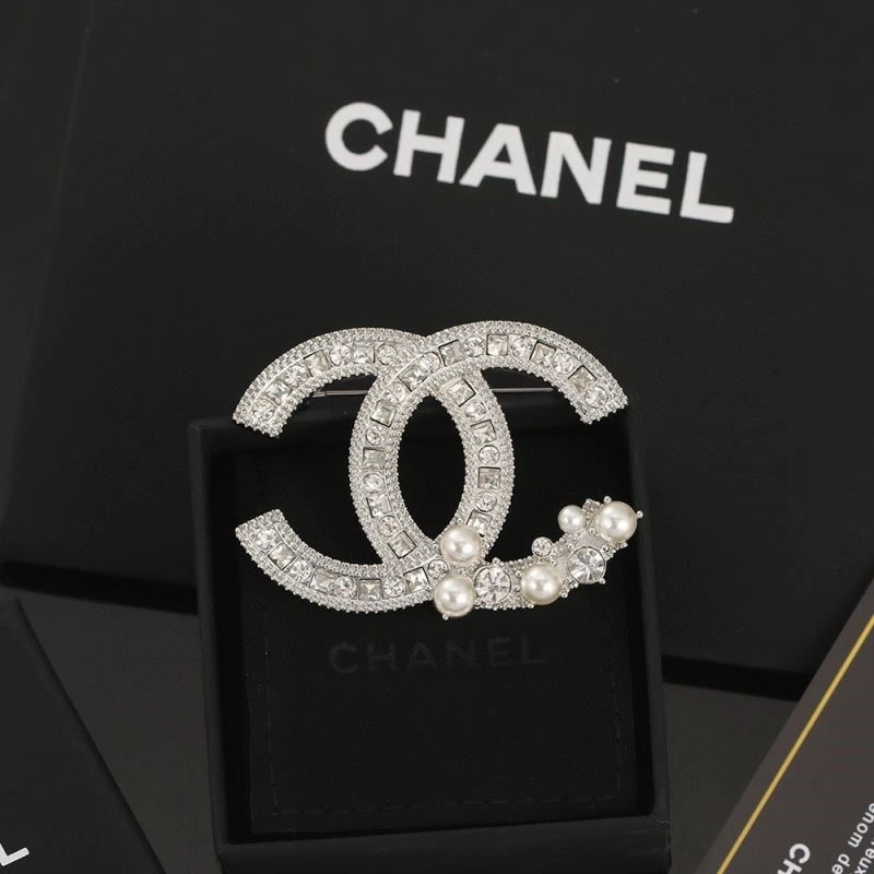Chanel Brooches Practical 223126