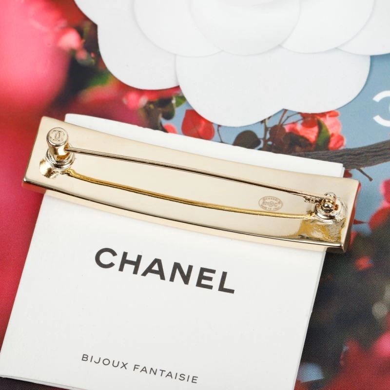 OnTrend Chanel Brooches 223116