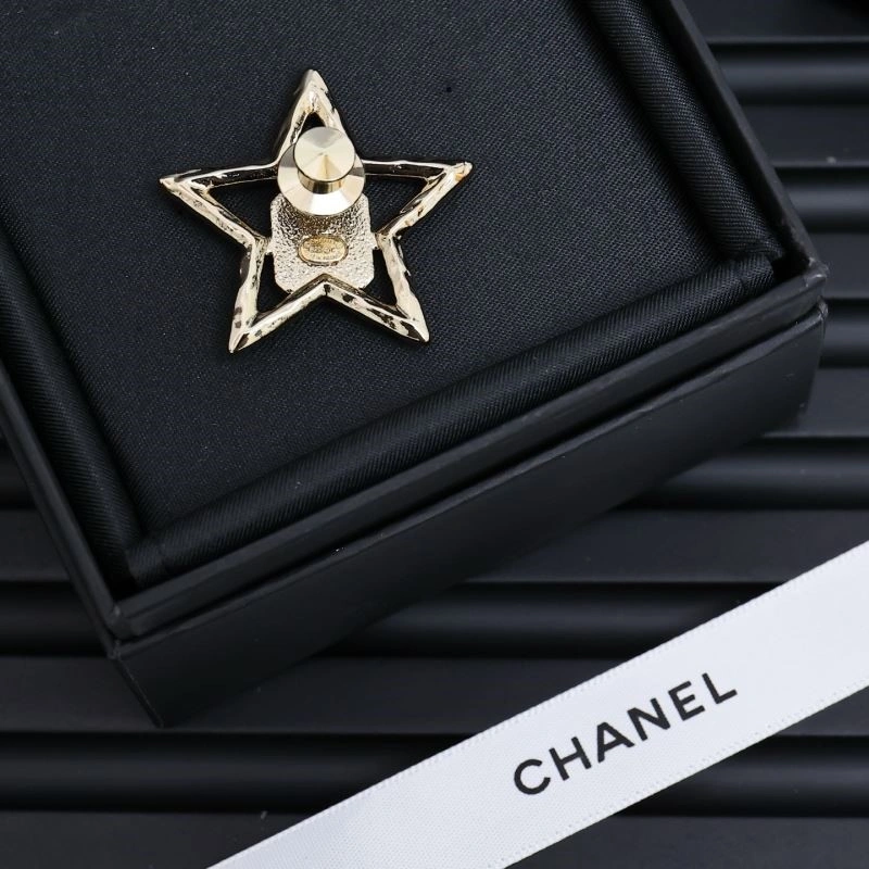 Chanel Brooches Resilient 223124