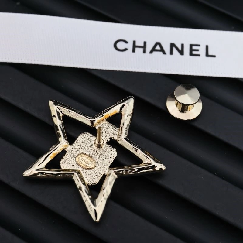 Chanel Brooches Resilient 223124