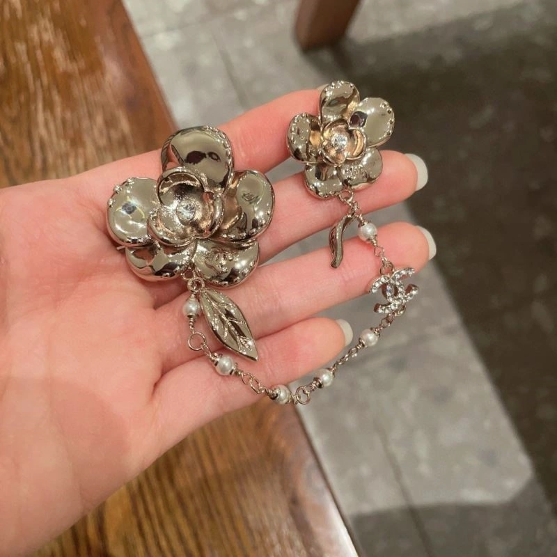 EasyCare Chanel Brooches 223102
