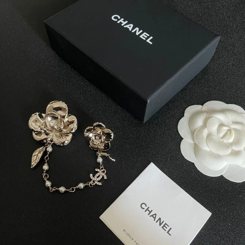 EasyCare Chanel Brooches 223102