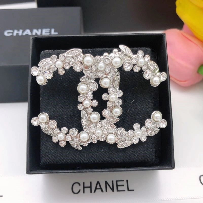 Chanel Brooches Resilient 223088