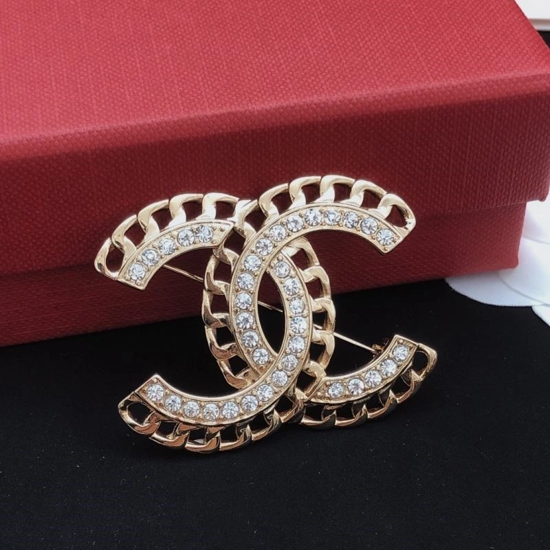 Contemporary Chanel Brooches 223085