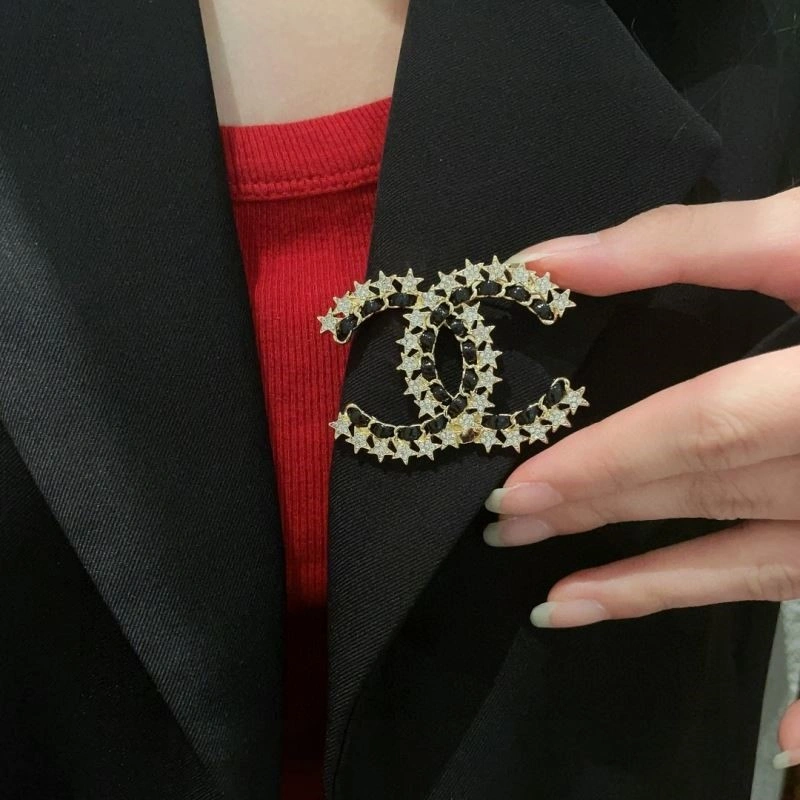 Chanel Brooches Unique 221950