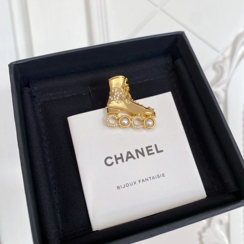 Chanel Brooches Trendsetting 221930