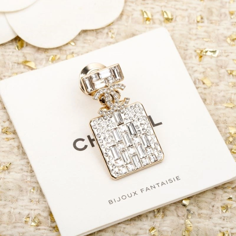 ZeroBulk Chanel Brooches 221913