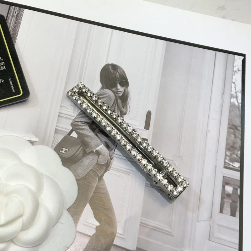 Chanel Brooches Stretchable 221914