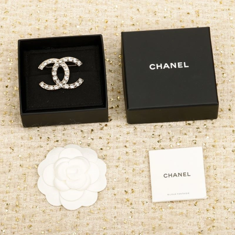 Chanel Brooches Durable 221887