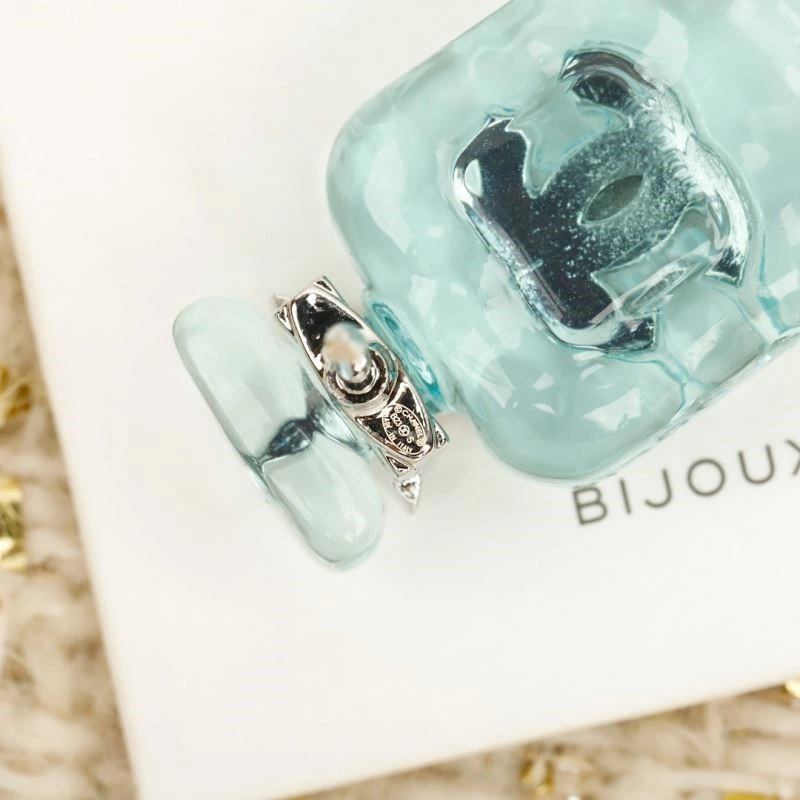 Chanel Brooches QuickDry 221904