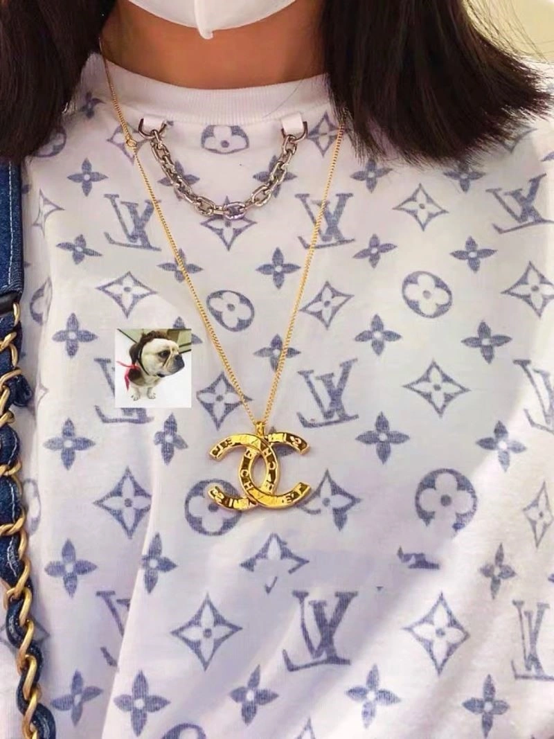 Chanel Brooches Comfortable 221896