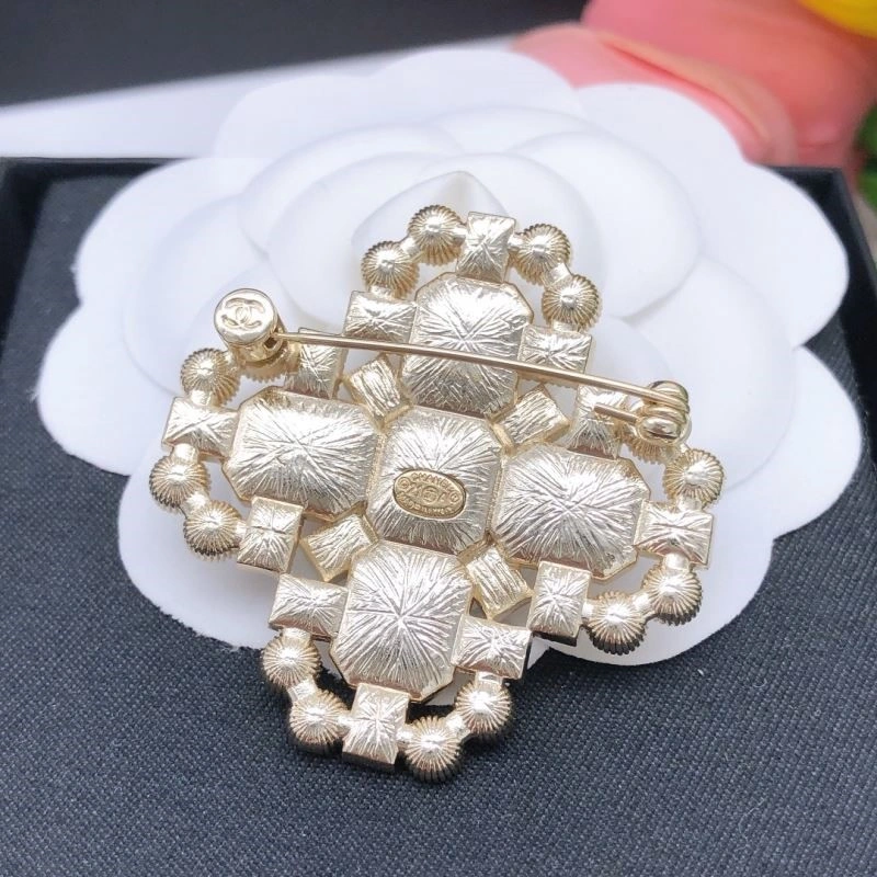 Chanel Brooches WeatherProof 221892