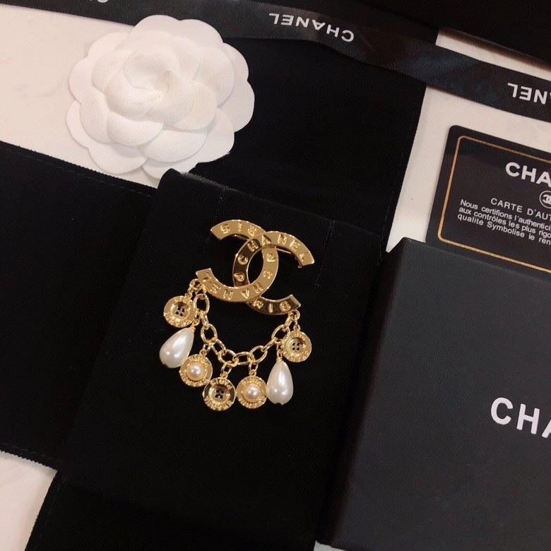 Chanel Brooches Modern 221882