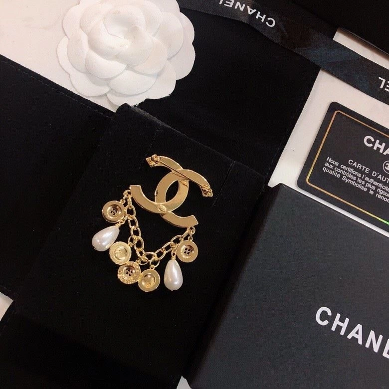 Chanel Brooches Modern 221882