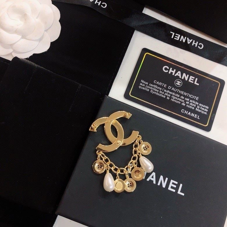 Chanel Brooches Modern 221882