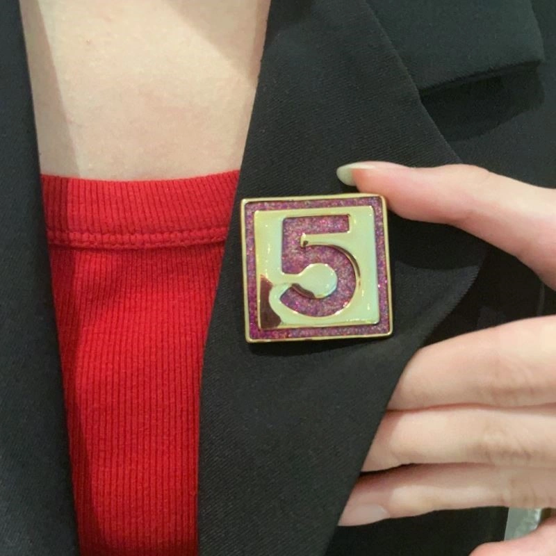 Chanel Brooches Refined 221888