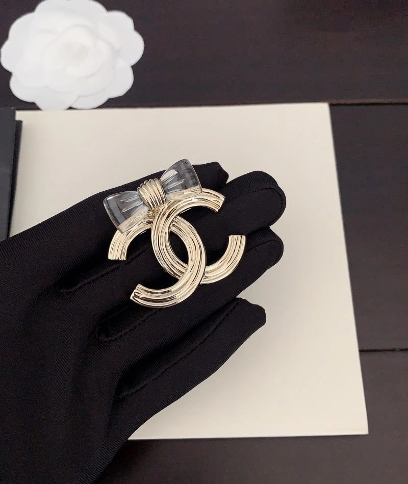 Chanel Brooches Effortless 221869