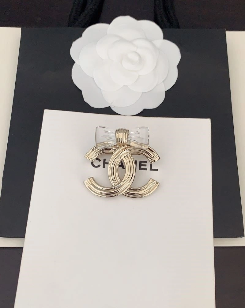 Chanel Brooches Effortless 221869