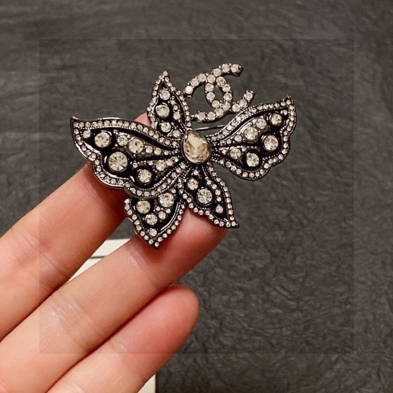 Chanel Brooches Flexible 221871