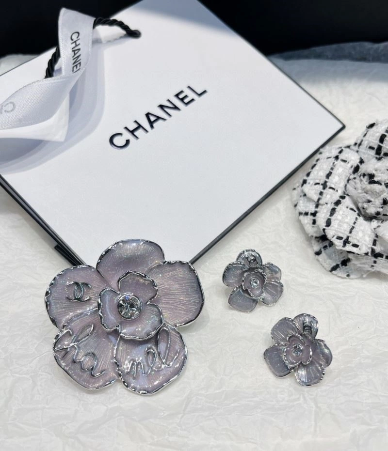 Chanel Brooches RelaxedFit 221865