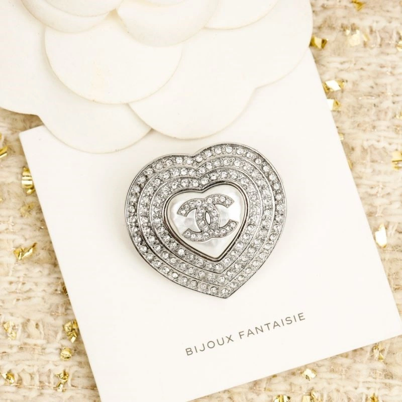 FreshLook Chanel Brooches 221857