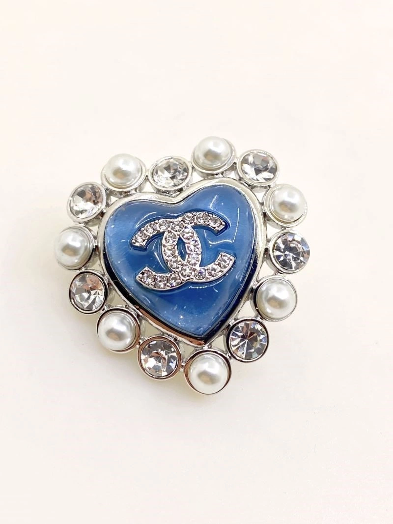 Durable Chanel Brooches 221859