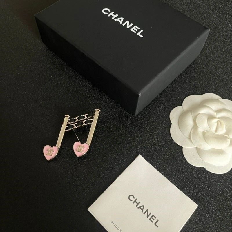 Breathable Chanel Brooches 221851