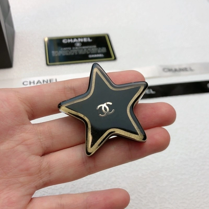 FastDry Chanel Brooches 221894