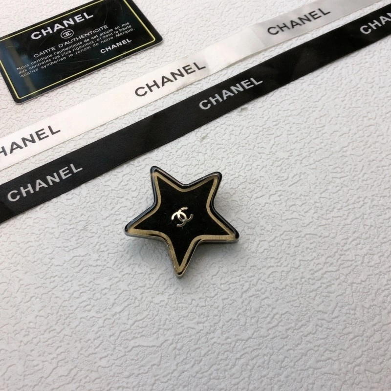 FastDry Chanel Brooches 221894