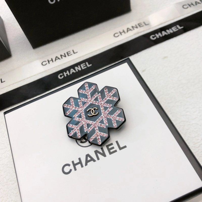 Flexible Chanel Brooches 221844