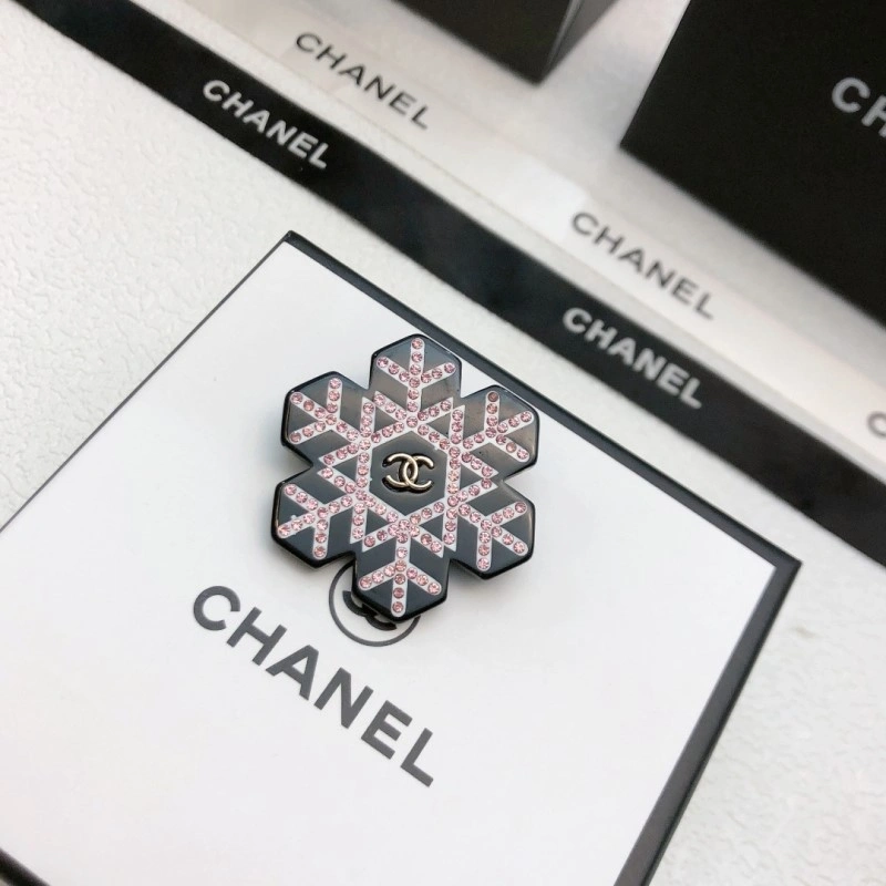 Flexible Chanel Brooches 221844