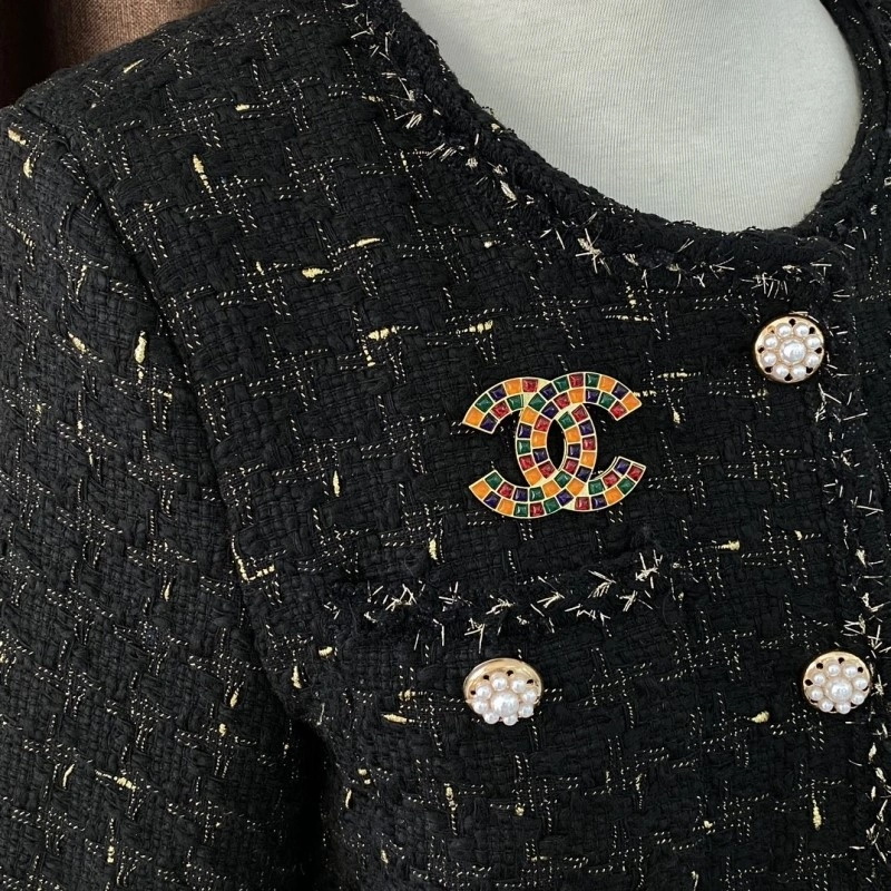 FastDry Chanel Brooches 221836