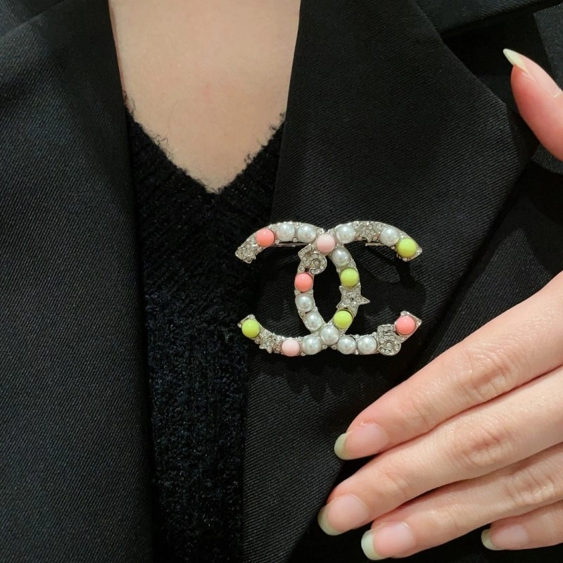 Reliable Chanel Brooches 221834