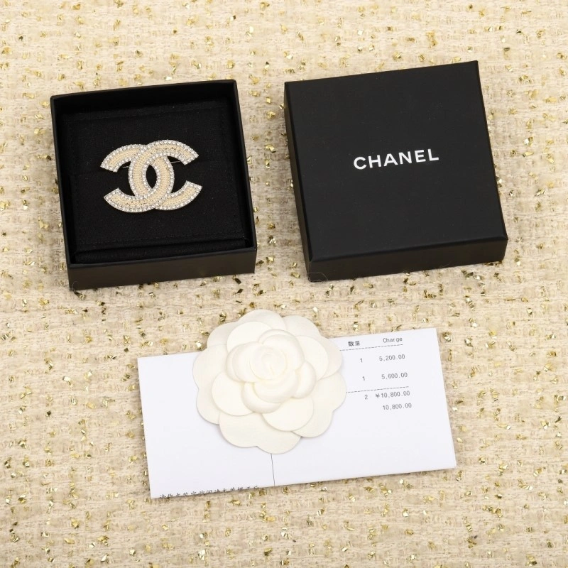 Chanel Brooches SportInspired 221825