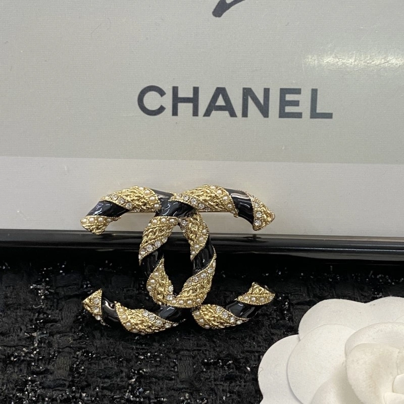 Chanel Brooches Youthful 221821