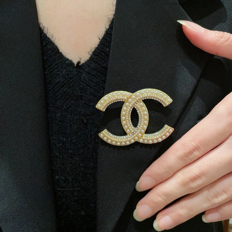 Chanel Brooches Soft 221810