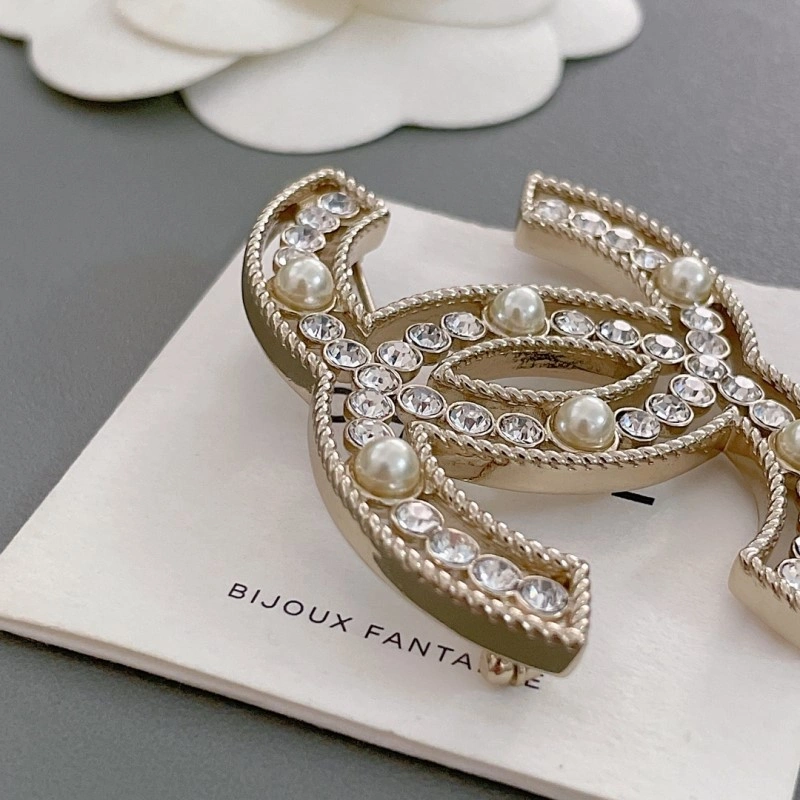 Chanel Brooches Breathable 221808