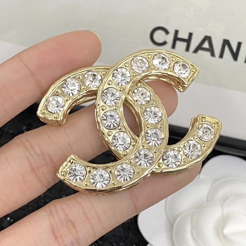 MultiPurpose Chanel Brooches 221804