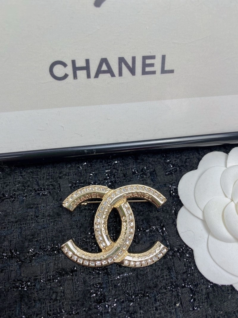Chanel Brooches Sophisticated 221796