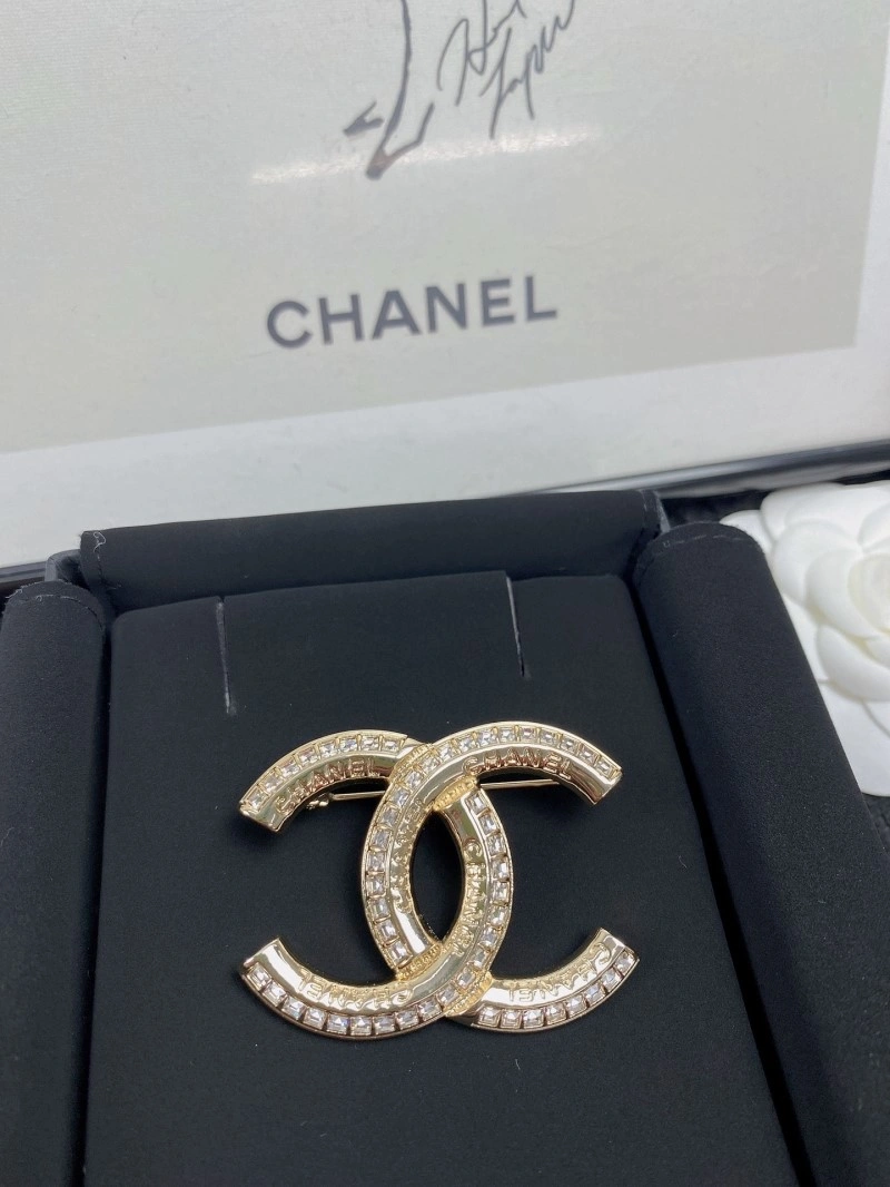 Chanel Brooches Sophisticated 221796