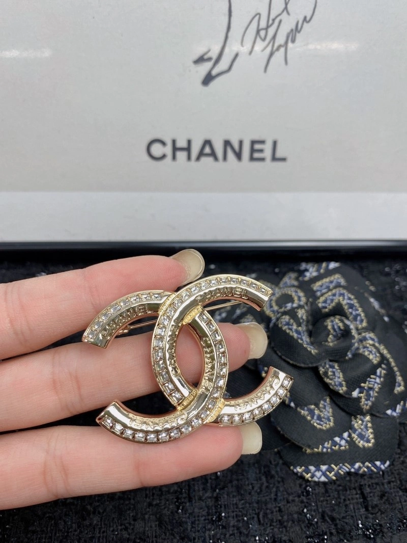 Chanel Brooches Sophisticated 221796