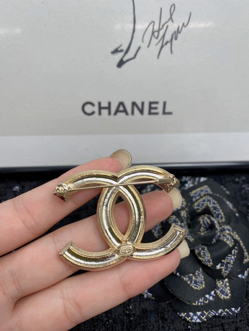 Chanel Brooches Sophisticated 221796