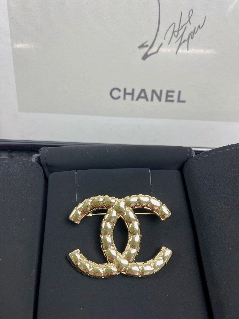 Chanel Brooches Elegant 221792
