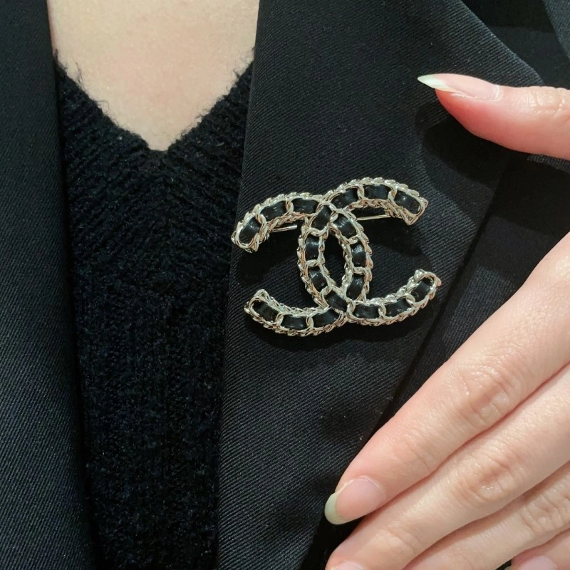 Chanel Brooches Chic 221797