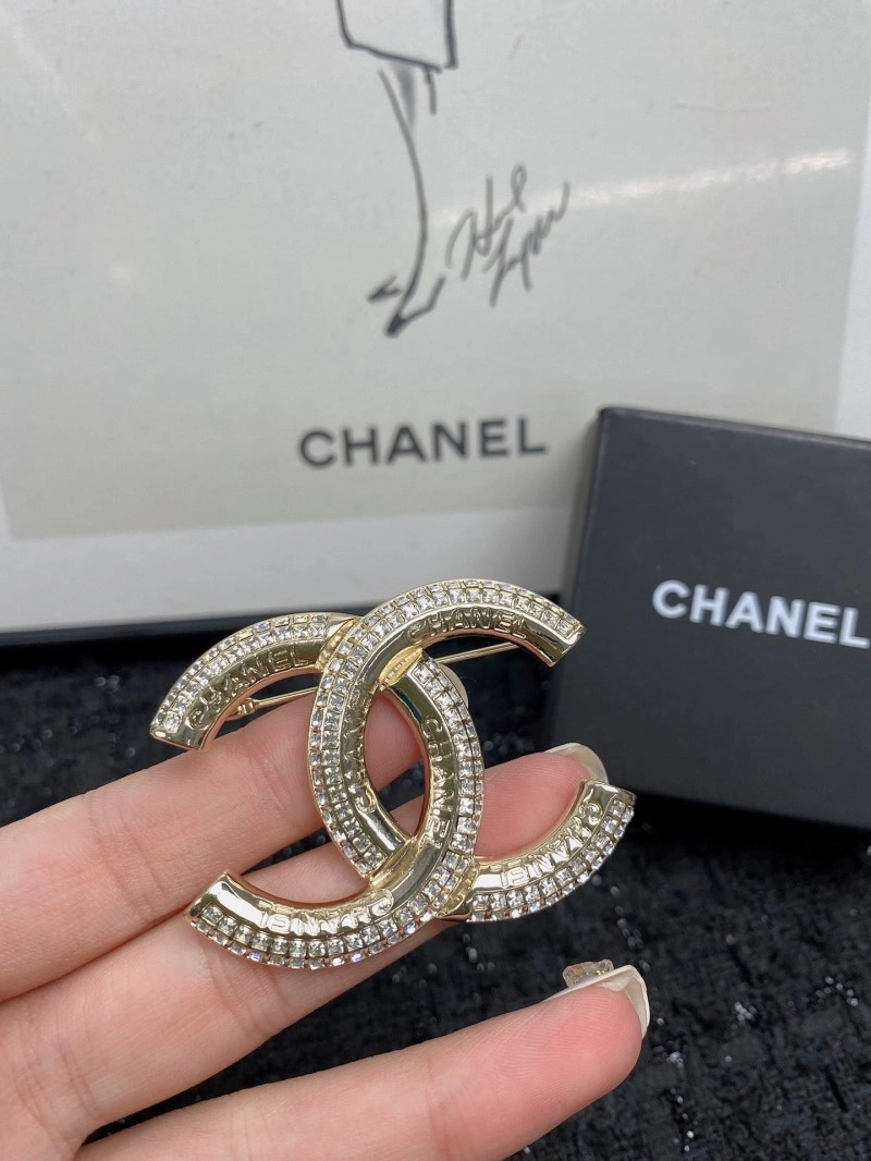FreshLook Chanel Brooches 221783